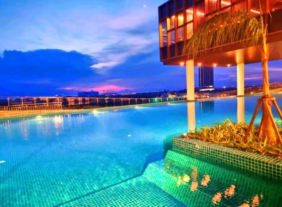 Jrv Hotelstyle Homestay Melaka מראה חיצוני תמונה